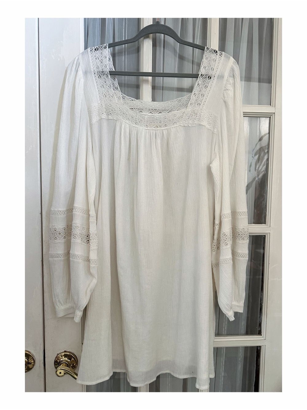 Universal Thread White Lace-Trim Gauze Tunic